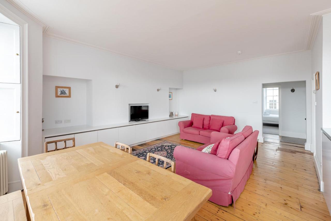 Stunning Georgian Apartment In Central Bath Eksteriør bilde